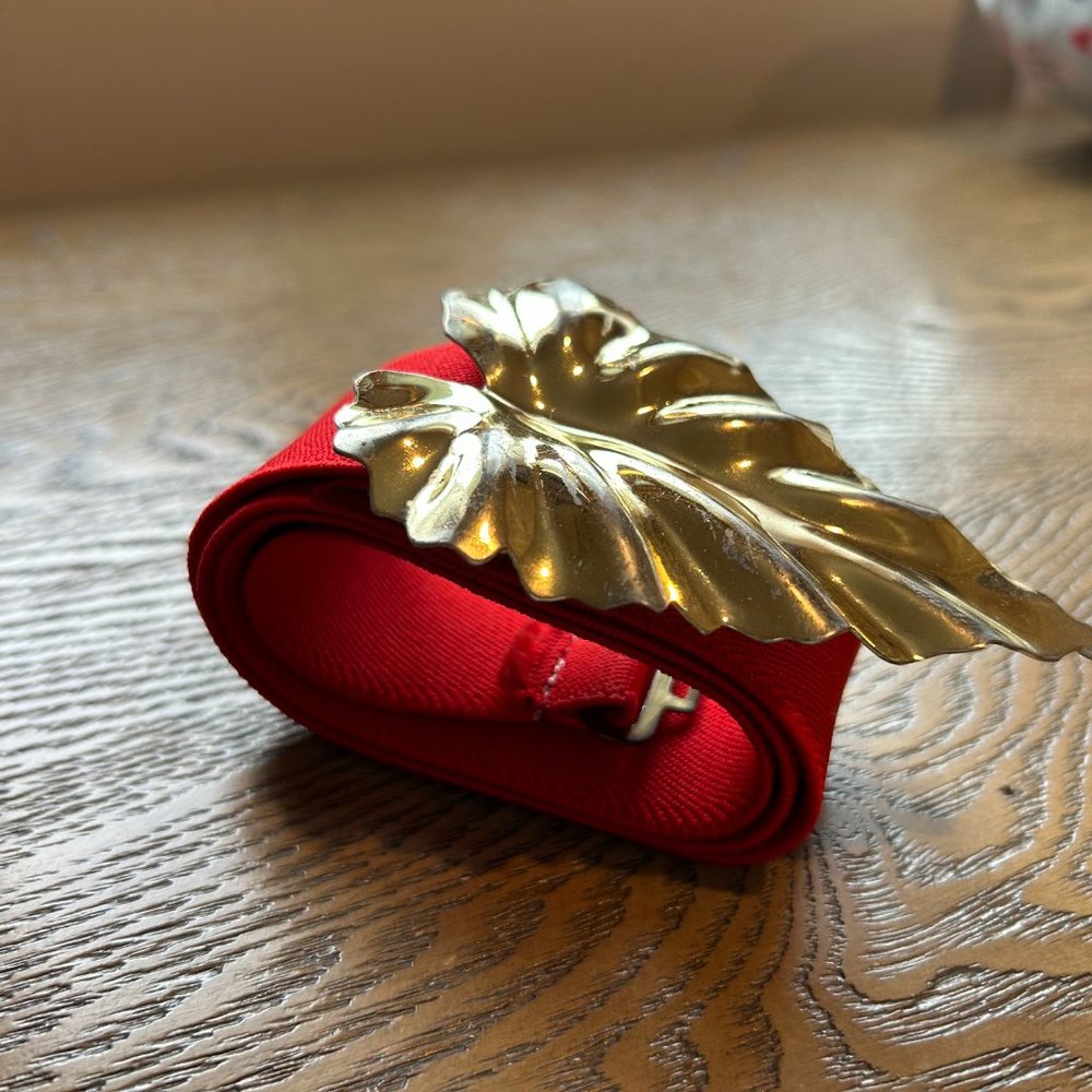Gold Leaf Red Belt - Vintage 1980's - Picture 2 of 10